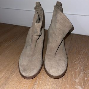 Women’s booties